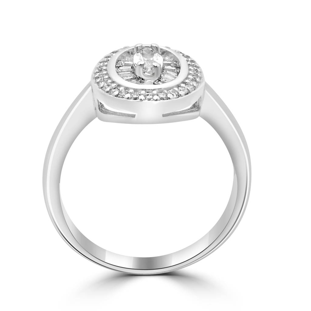Bold And Beautiful 925 Sterling Silver Ring With Zircon Stones For An Elegant, Dazzling Effect : LR1228