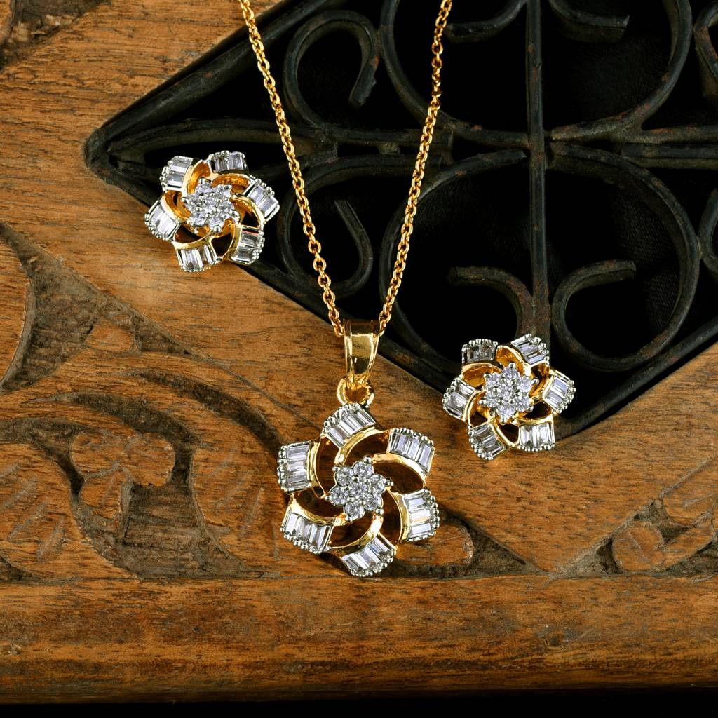 Lustrous Stardust Diamond Pendant Set With Chain And Earrings : PJPENGCZ30