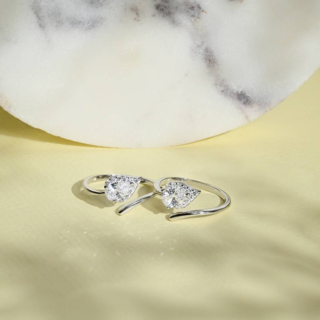 Stone Pointed Toe Ring : DTR108