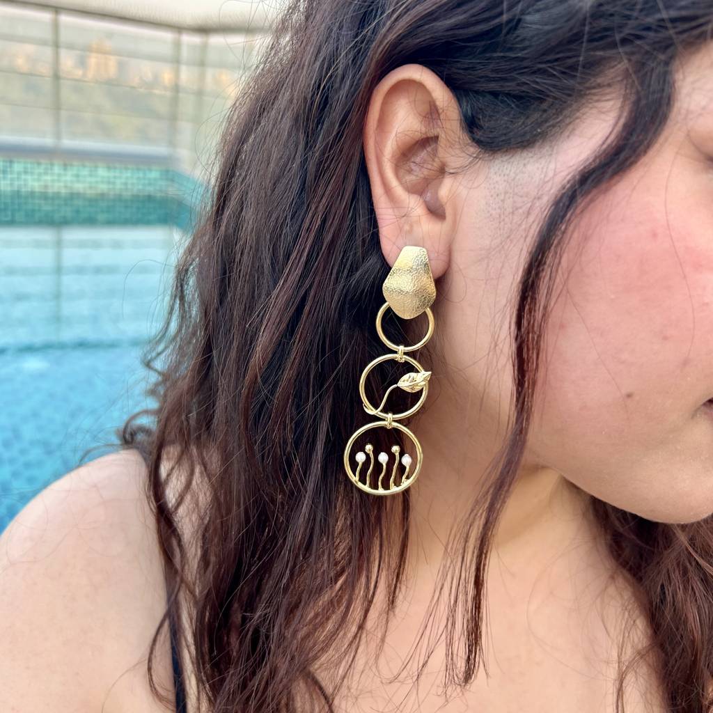 Golden Harmony Long Earrings : E-509