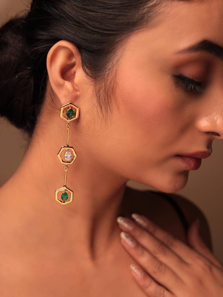 Hexa Cascade Long Earrings : MOK-E-568