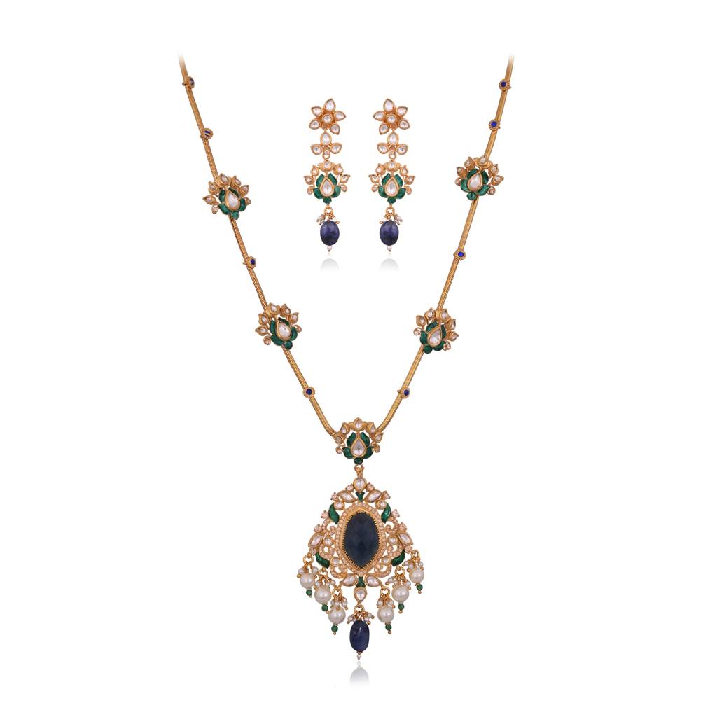 Midnight Meher Pendant Necklace : E-L-108