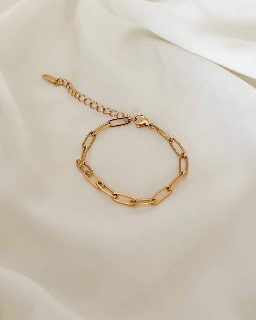 18K Gold Plated Thin Paper Clip Bracelet : B48