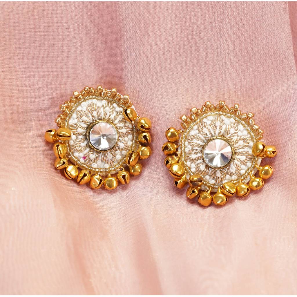 Sundari Studs : E91