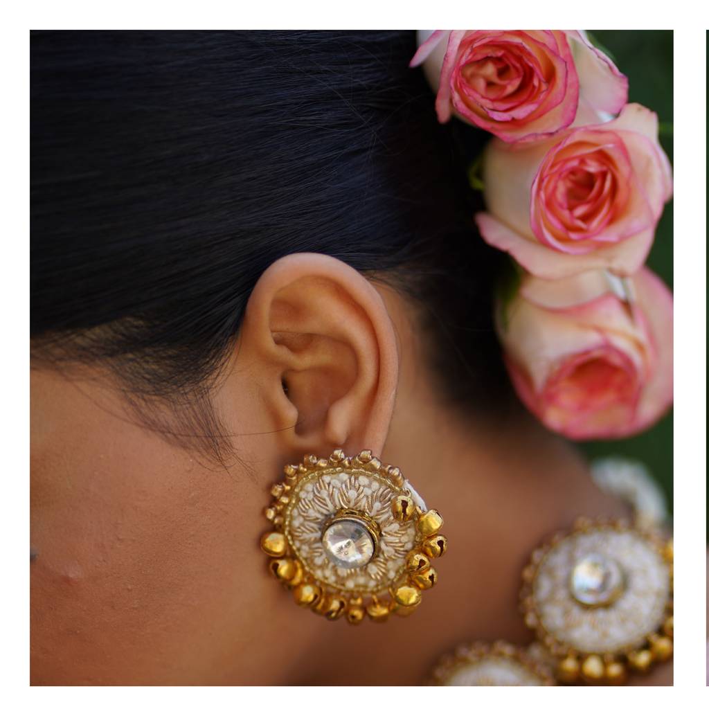 Sundari Studs : E91