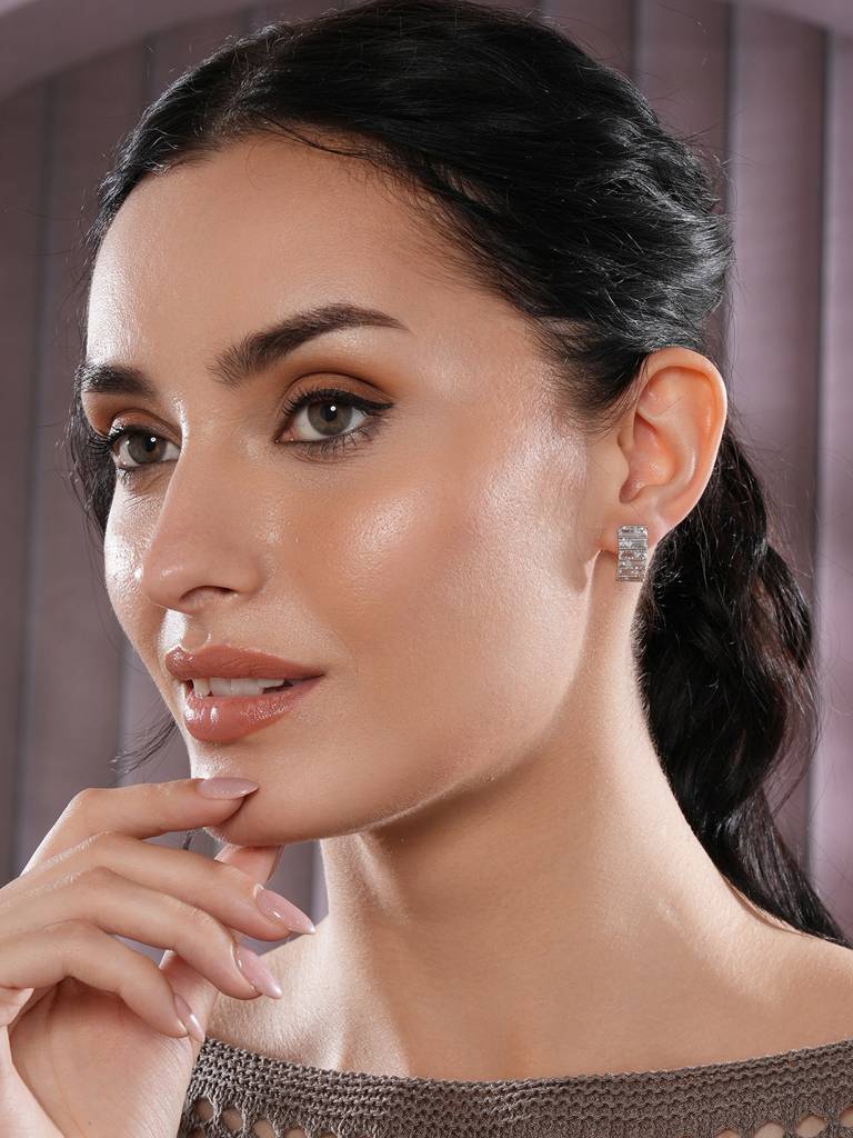 Silver-Plated & White Crystals Studs Earrings : EAR-JS25-30359