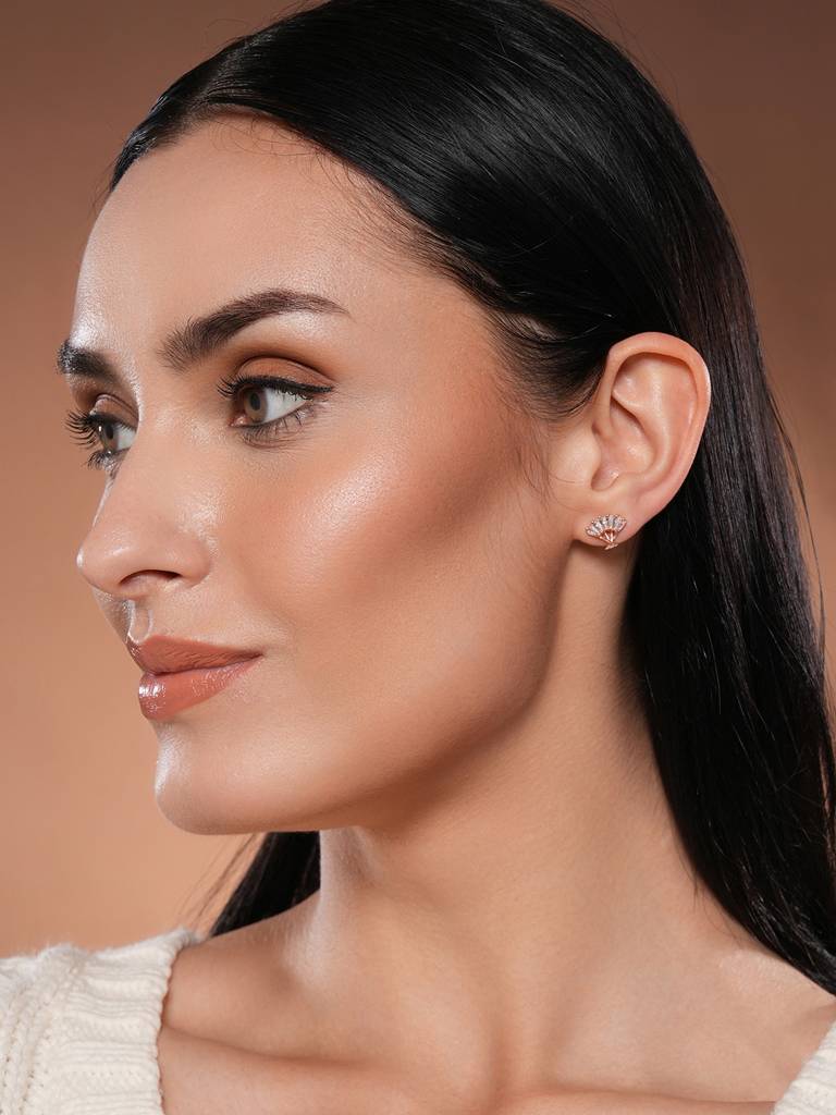 Rose Gold-Plated Cz-Studded Fan Shaped Stud Earrings : EAR-JS25-30391