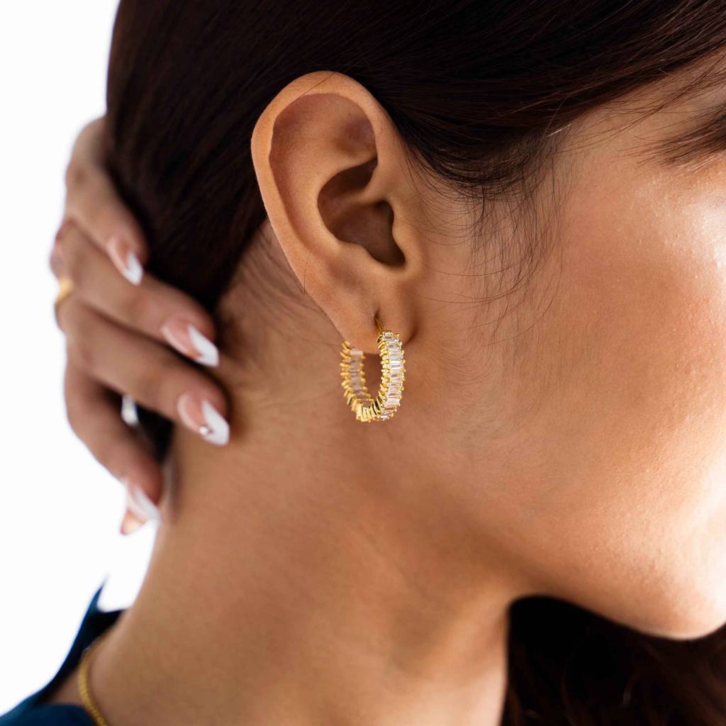 White Baguette Hoops : EG0015