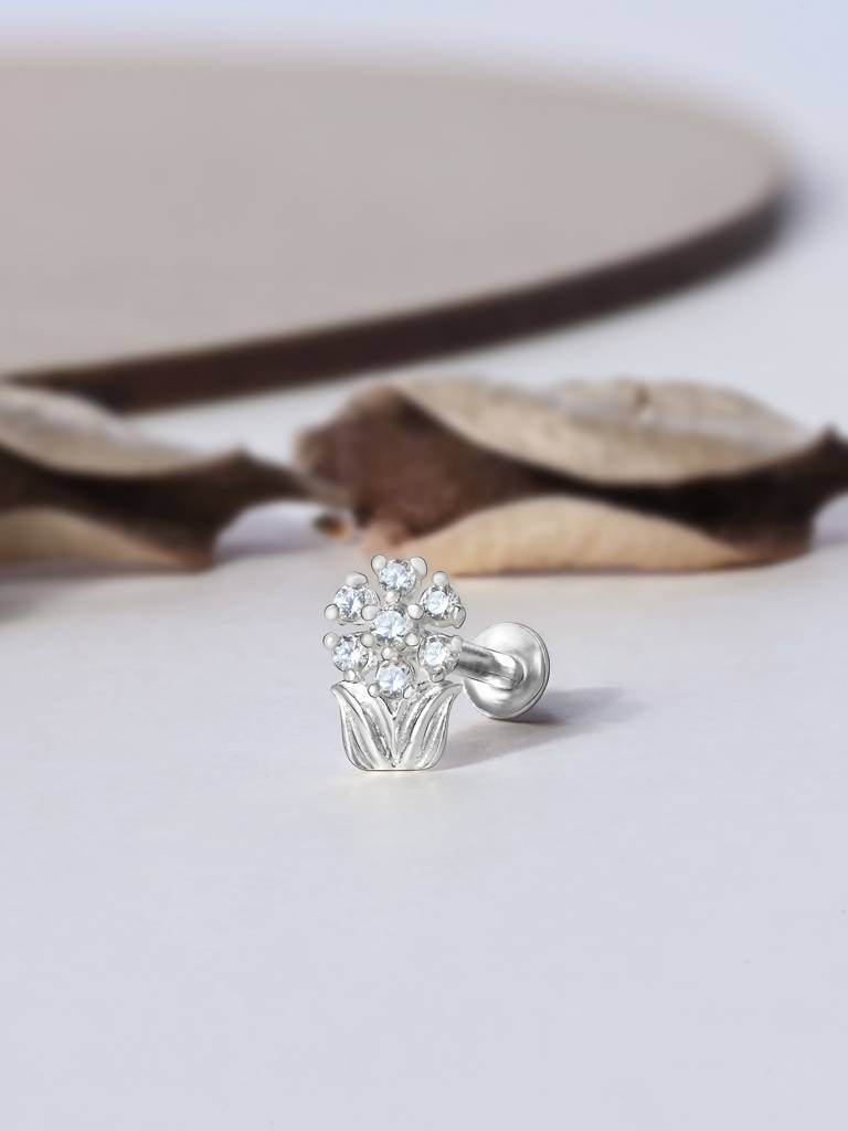 Chaand Phool Silver Nose Pin : EGNP3339
