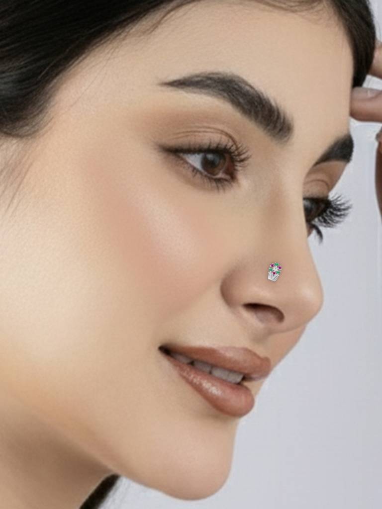 Chaand Phool Silver Nose Pin : EGNP3417