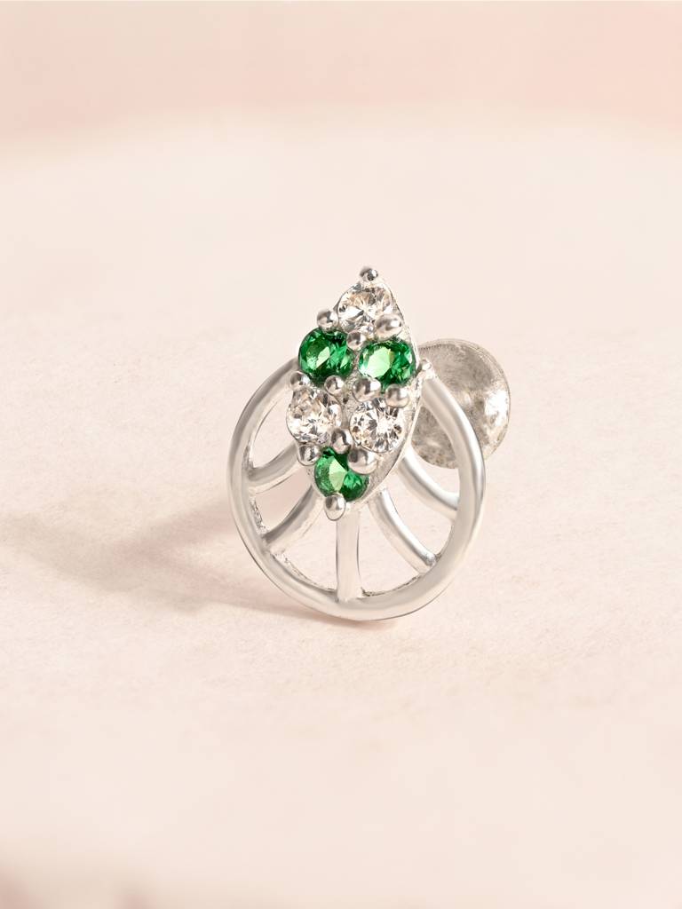 Crest Cluster Silver Nose Pin : ELNP3833