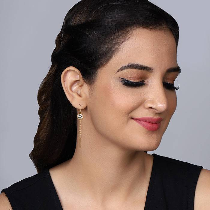 Golden Finesse Thread Earrings : ER01216