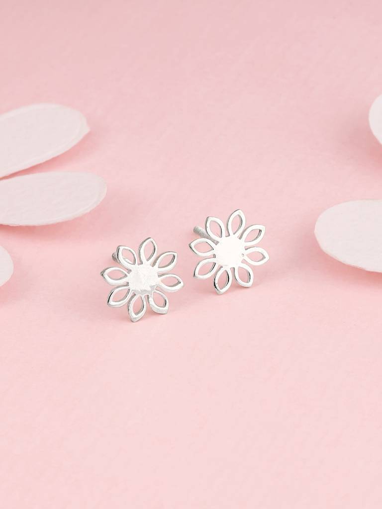 Giva 925 Sterling Silver Heartwarming Floral Earrings