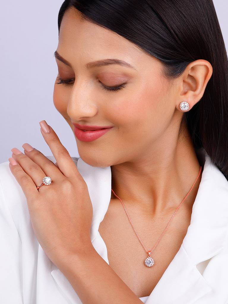 925 Silver Rose Gold Eve Beauty Set For Women And Girls : ER02518PD02276R0118