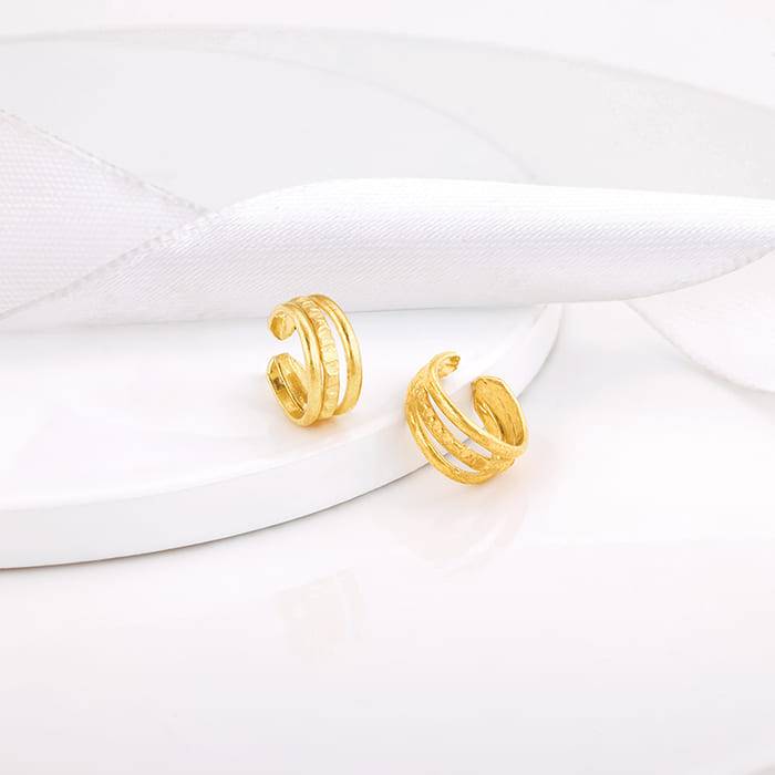 Golden Glimmering Ear Cuffs : ER02615