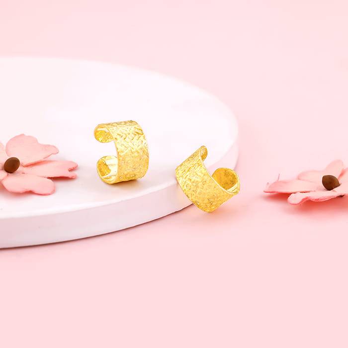 Golden Magnificent Ear Cuffs : ER02616
