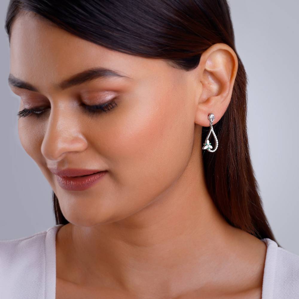 Silver Terrific Trillium Earrings| Drops To Gift Women & Girls : ER02710