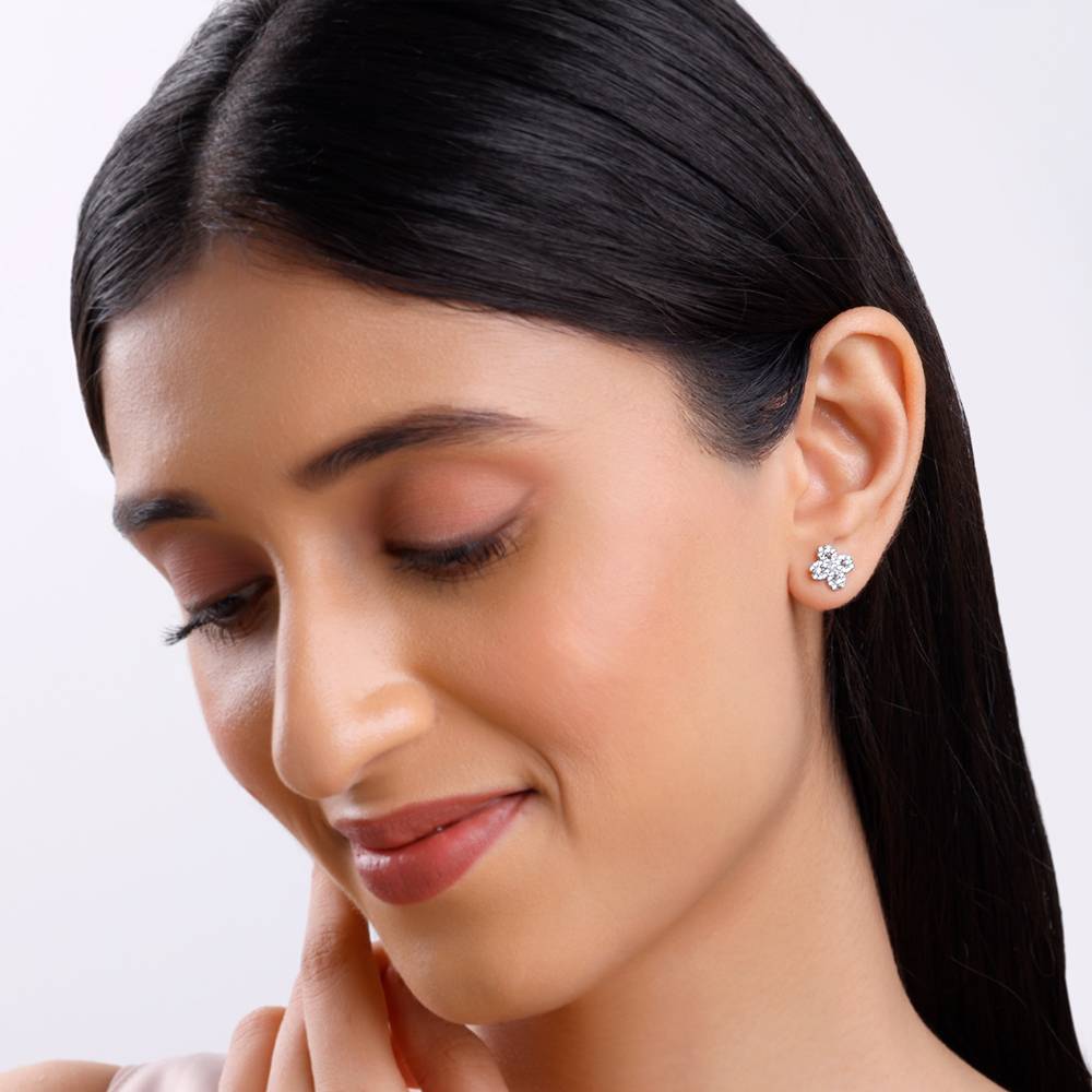 925 Silver Trendy Clover Earrings : ER02860