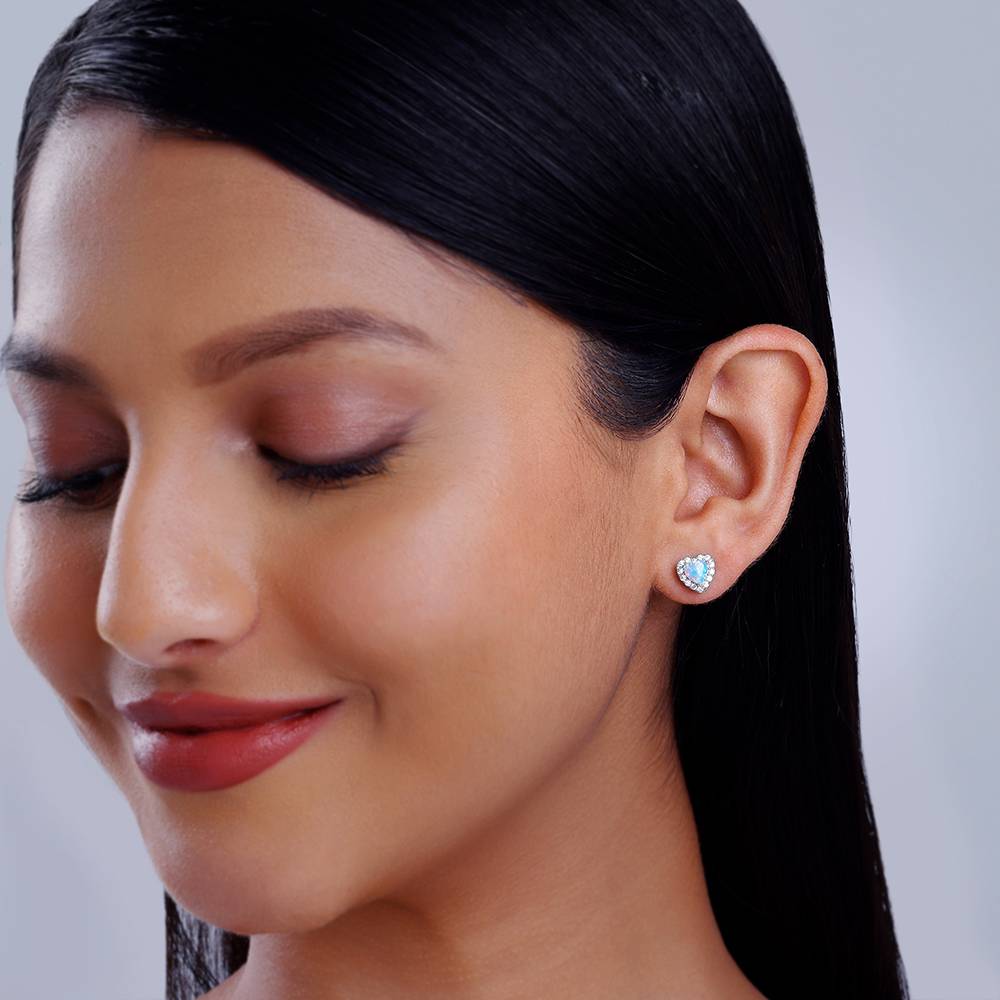 925 Silver Twinkle In Her Eye Studs : ER02900