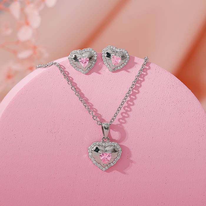 Eterna Jewelry Pact SPF50+ 112g 4個セット Ruuh Studios Mayuka Navratna Necklace Set · Eternz