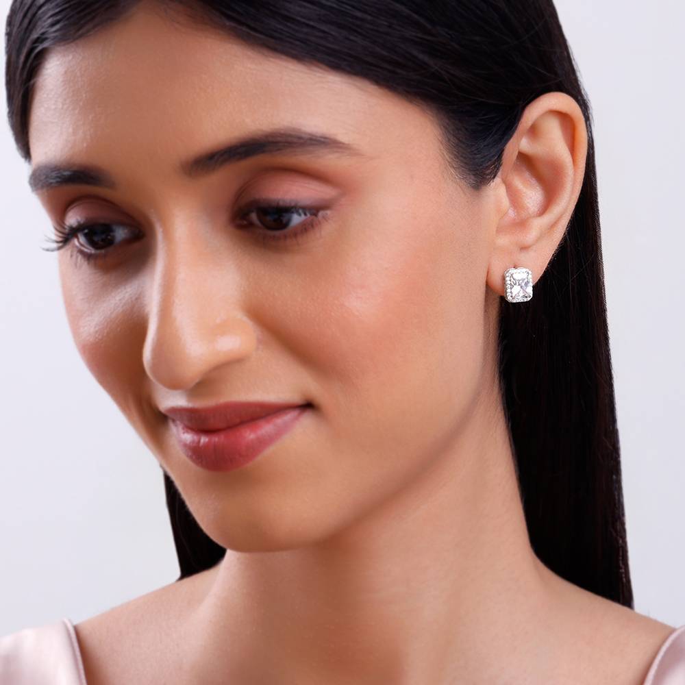 925 Silver Radiant Square Earrrings : ER02971