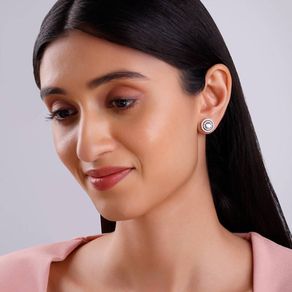 925 Silver Stand Out Studs : ER03053