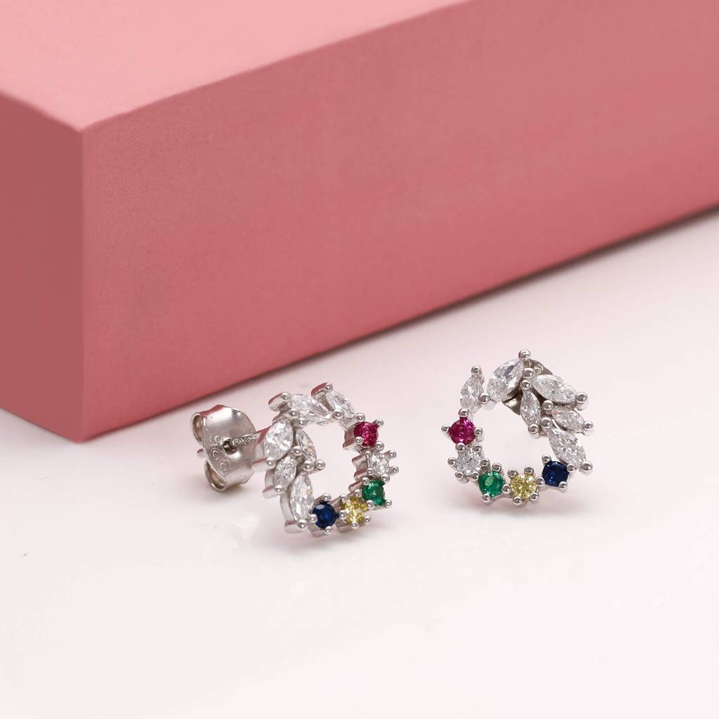 Cute Wreath Bow Rhinestone Stud Earrings main image 0