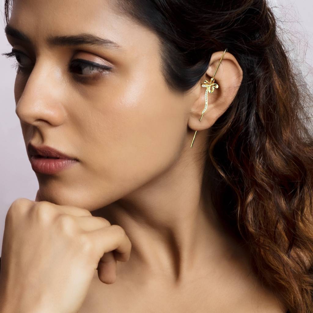 Golden Studded Flower Stick Cuffs : ER0580
