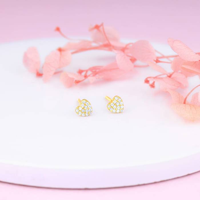 Golden Heart Of Delight Studs : ER0592