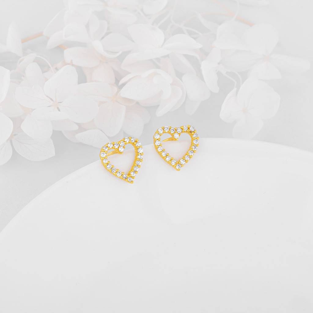 Golden Heart Will Go On Studs : ER0665
