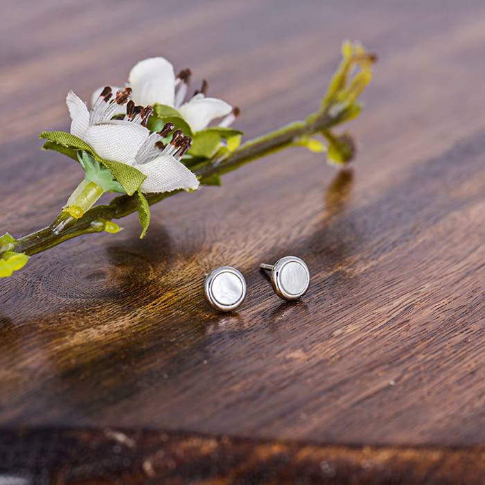 Silver Full Moon Studs : ER0772