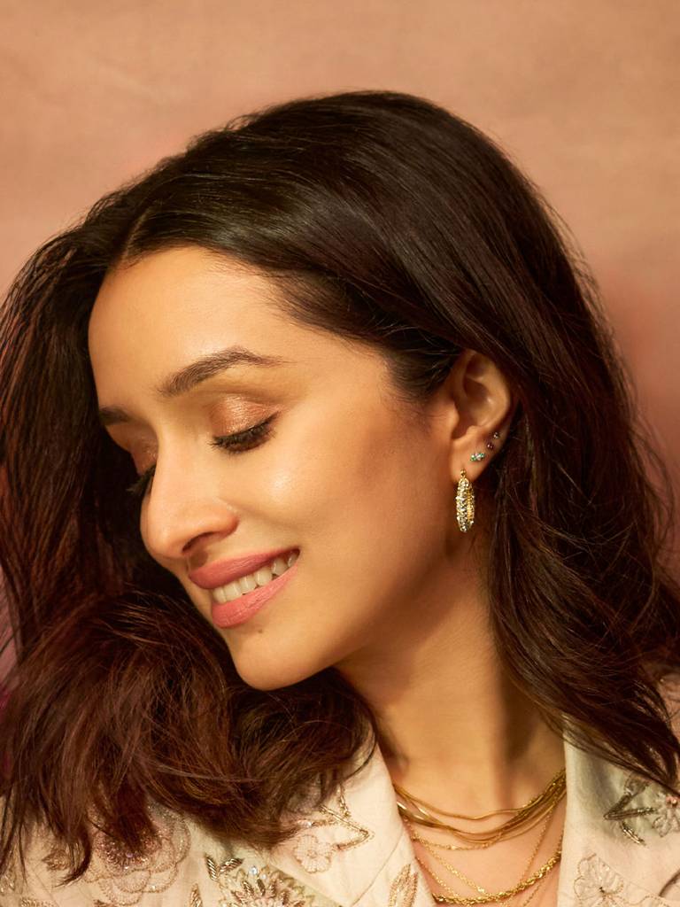 Diamond Studded Hoop Earrings : ER154