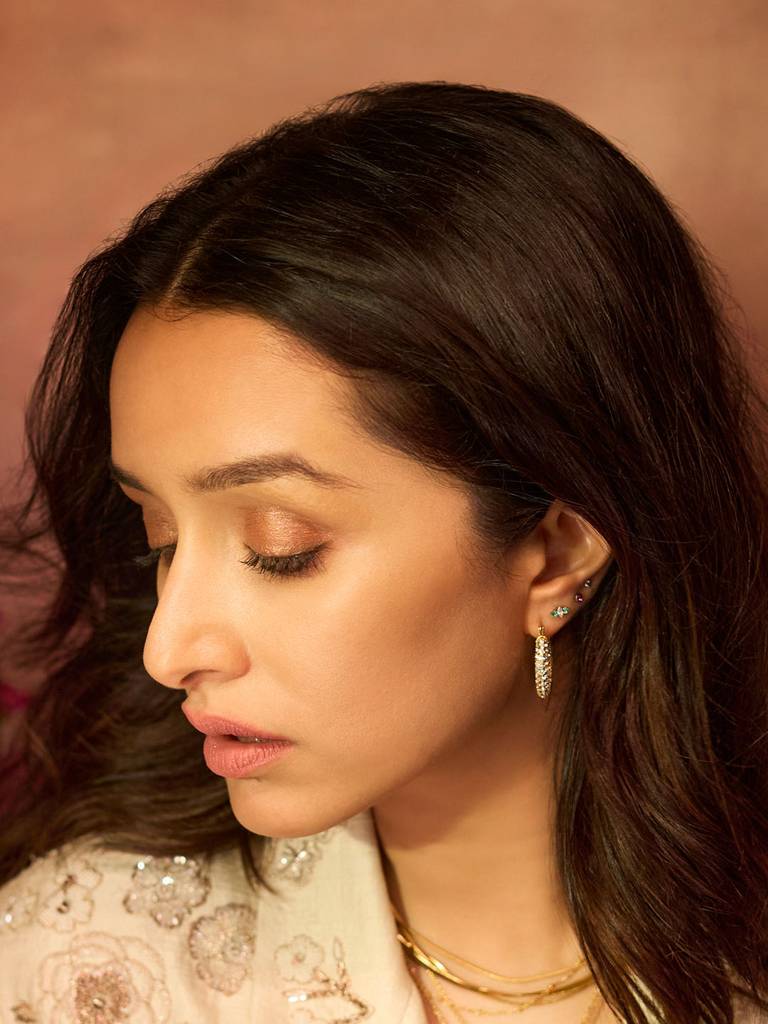 Diamond Studded Hoop Earrings : ER154