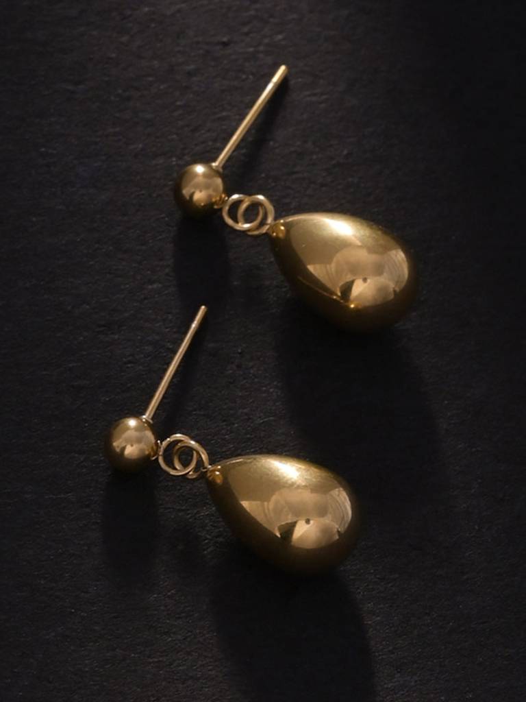 Radiant Oval Danglers : ER227