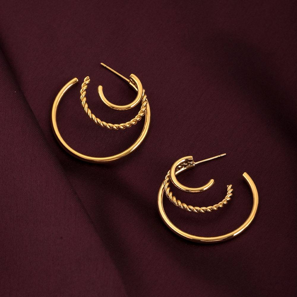 Golden Whirlwind Dangler Earrings : ER268