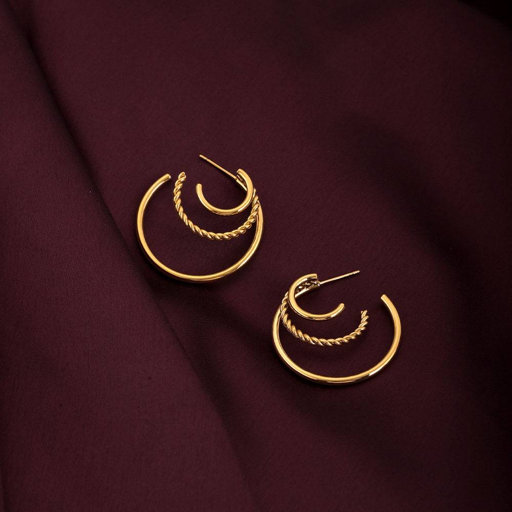 Golden Whirlwind Dangler Earrings : ER268