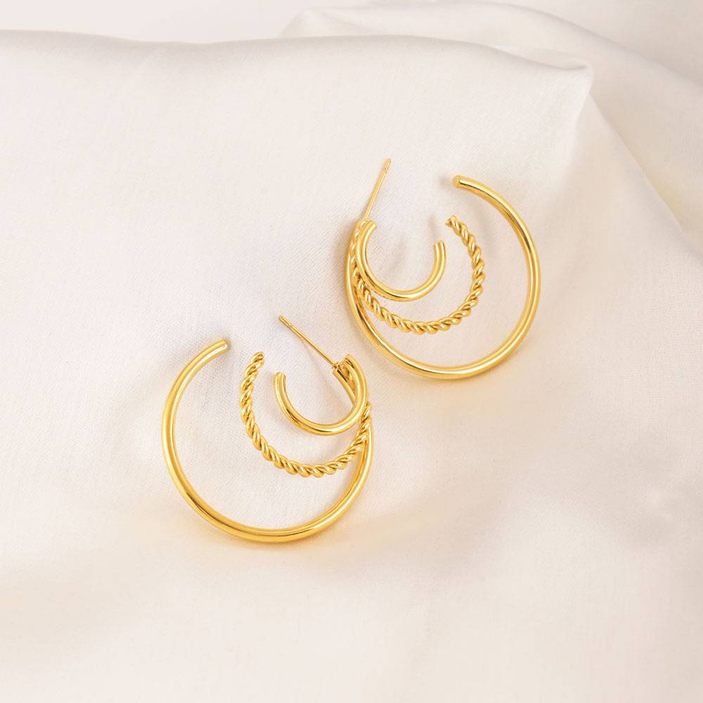 Golden Whirlwind Dangler Earrings : ER268