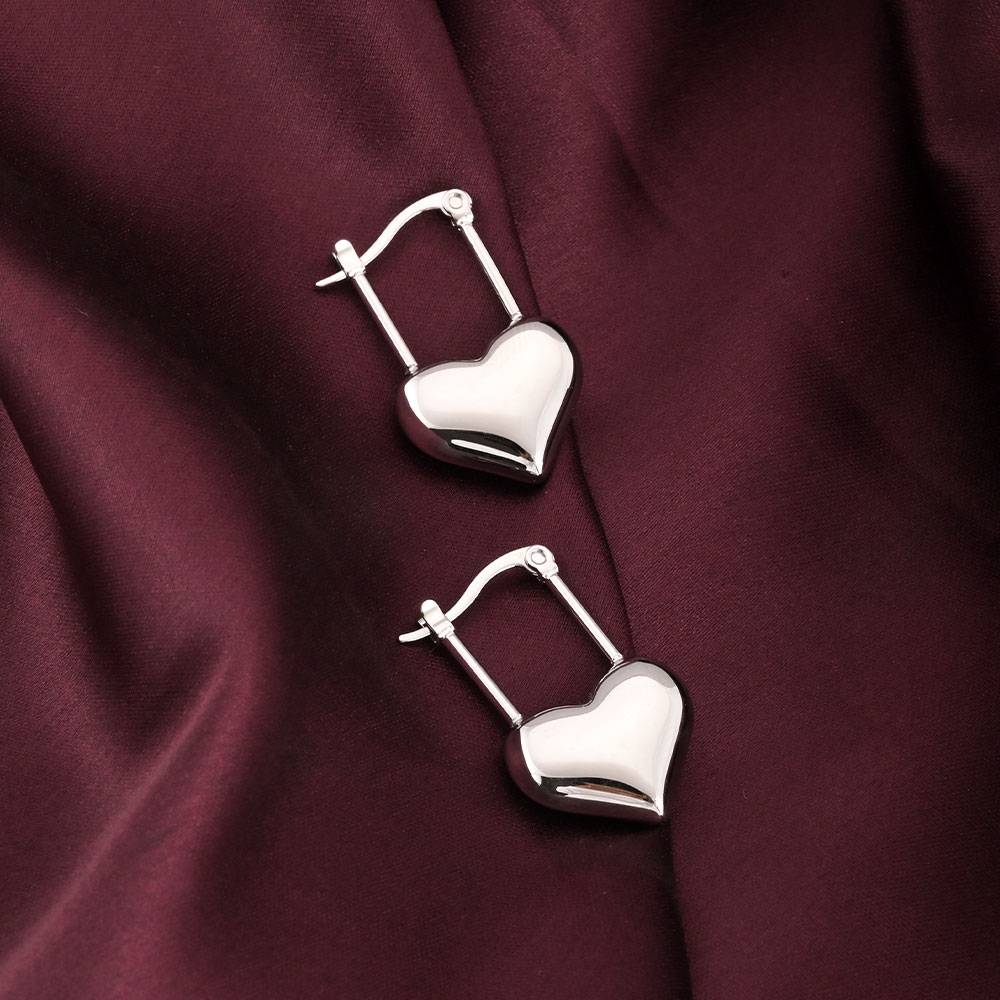 Cupid Whisper Earrings : ER274