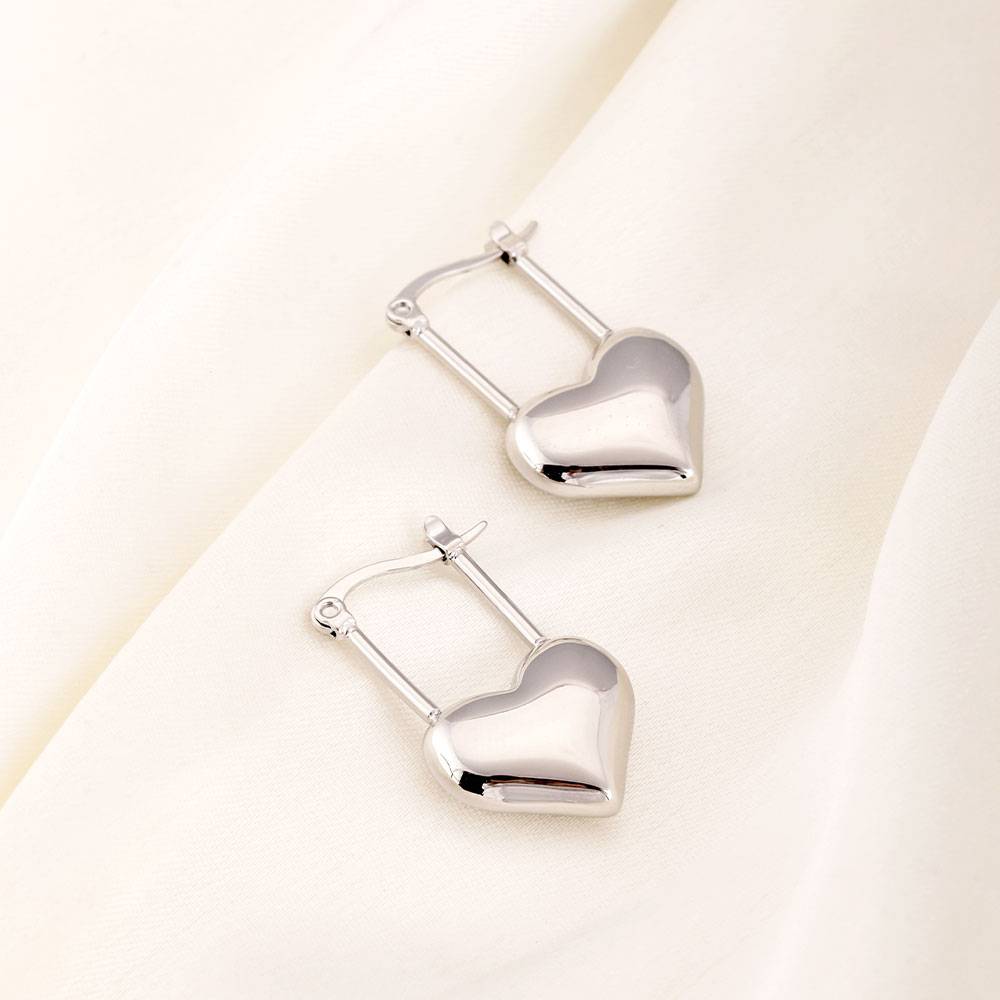 Cupid Whisper Earrings : ER274