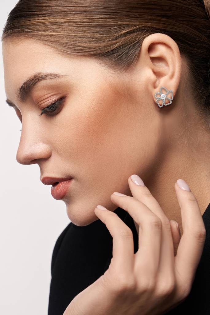 Silberry 925 Sterling Silver Flora Pearl Earrings : ER568