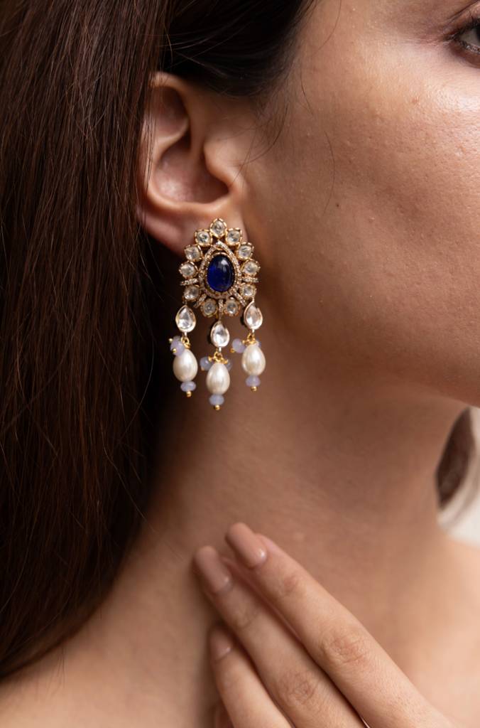 Arzani Earrings : ERAAPR4