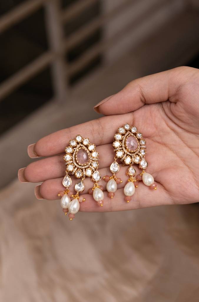 Lavina Earrings : ERAAPR6