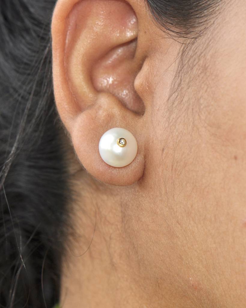 Pearl Studs : ERP161