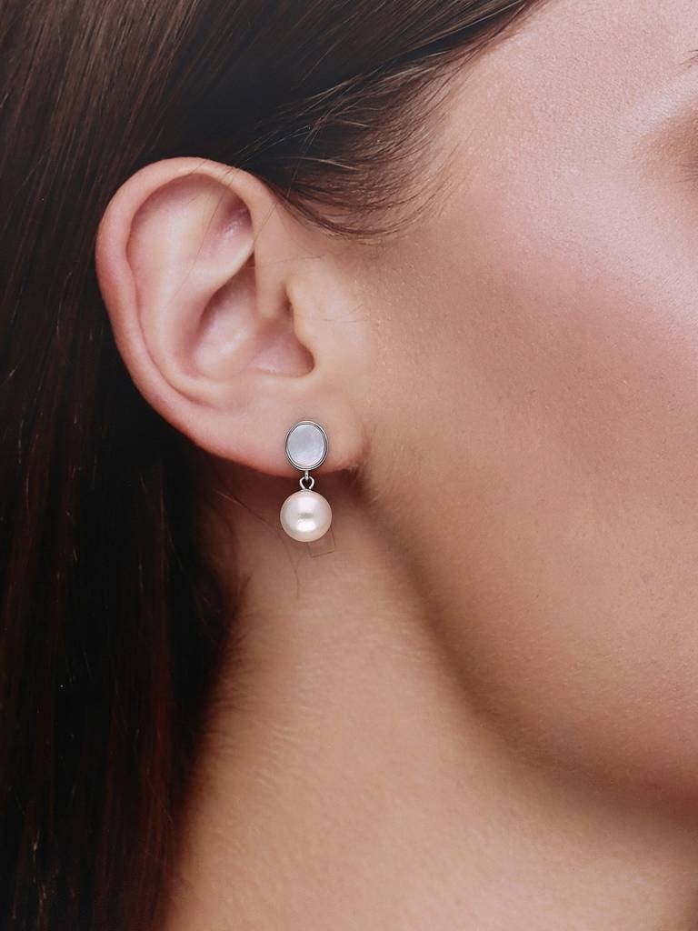 Sterling Silver Classic Pearl Drop Earrings : ERPL113-S-NA