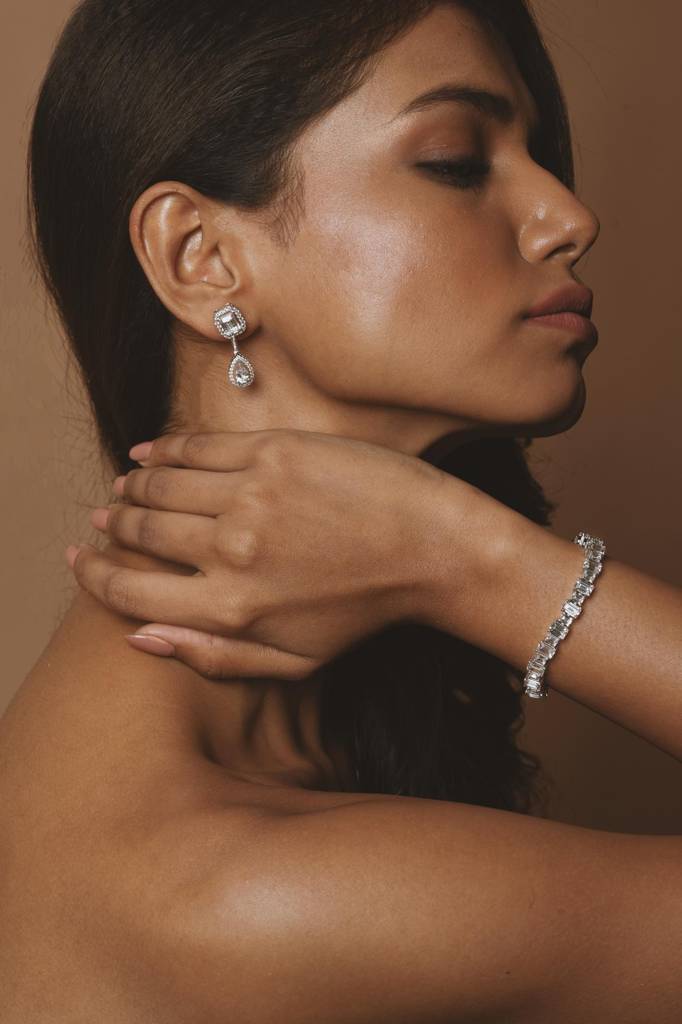 Curve Back Detachable Studs