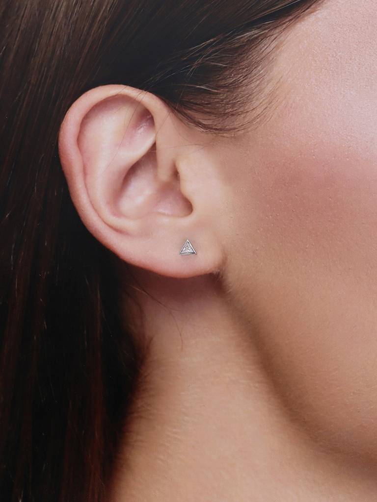 Small Silver Stud Earrings - Tantalizing Triangles Casual : ERSD356-S-NA