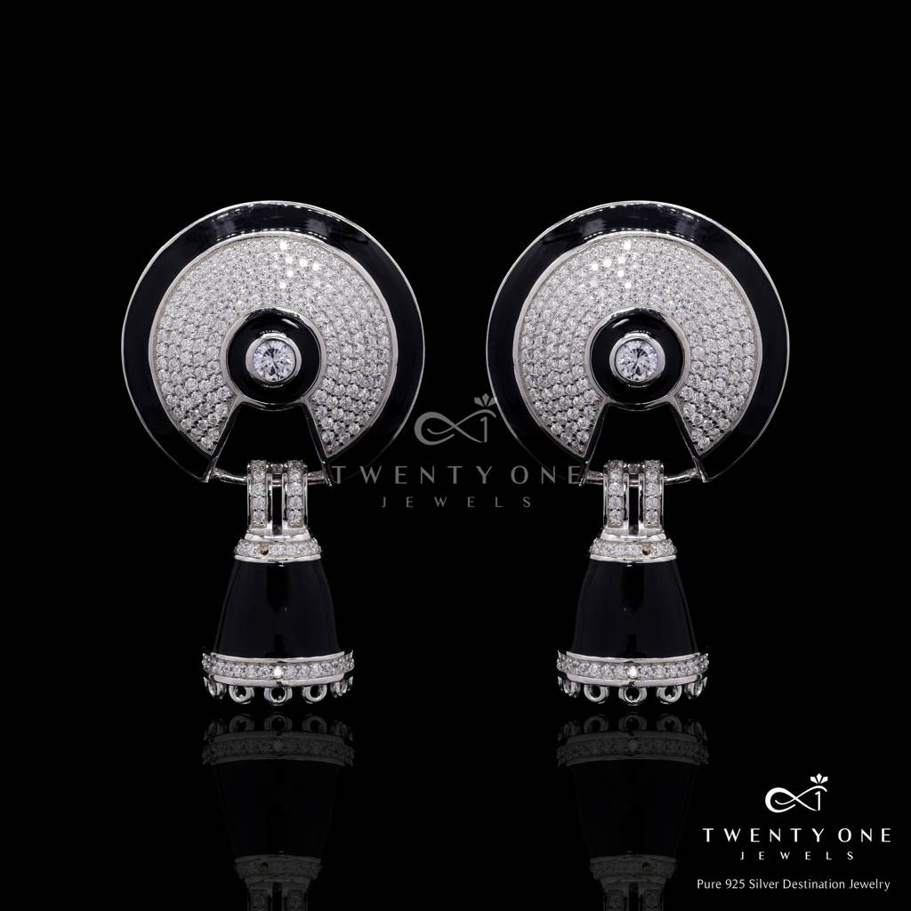 Premium Black Enamel Micro Setting Japanase Signature Party Earrings : TE2205