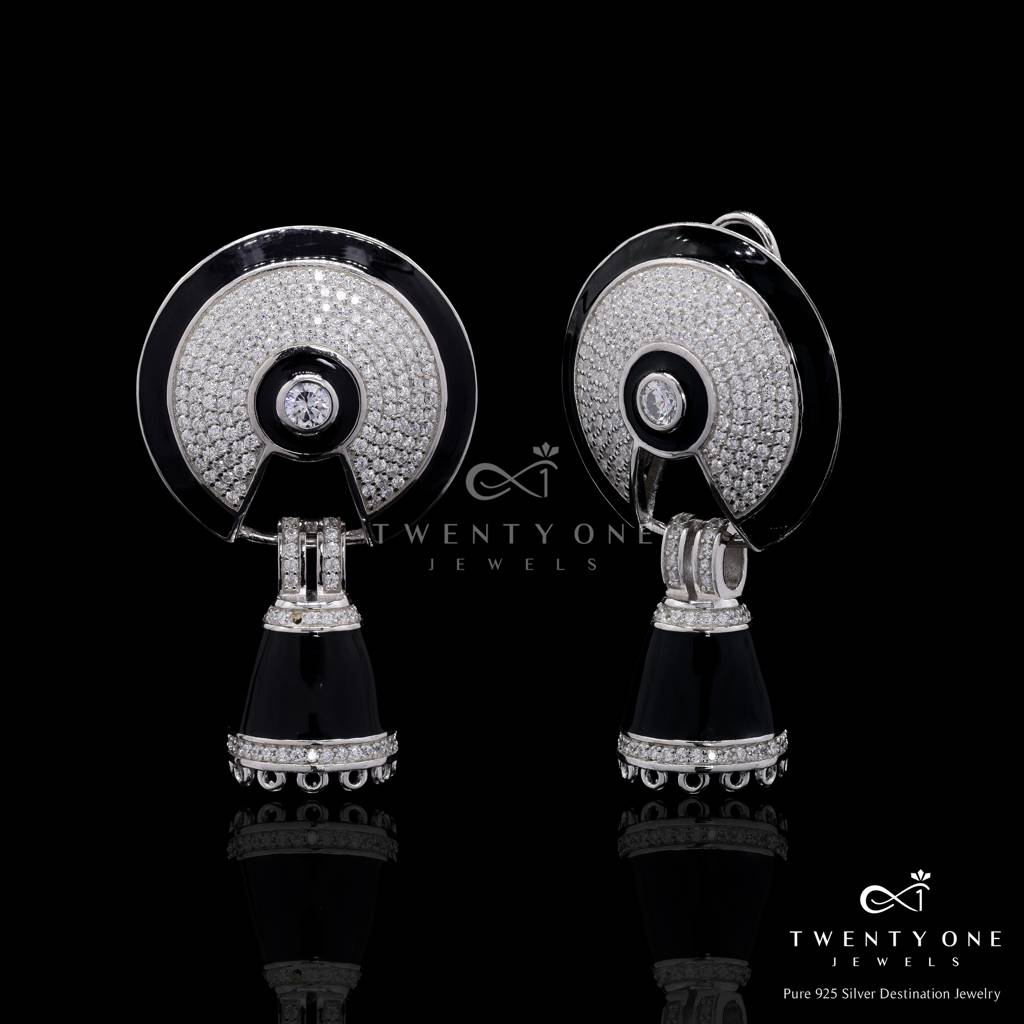 Premium Black Enamel Micro Setting Japanase Signature Party Earrings : TE2205