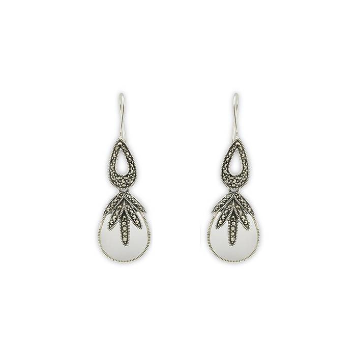 Dainty Elegance Silver Dangler