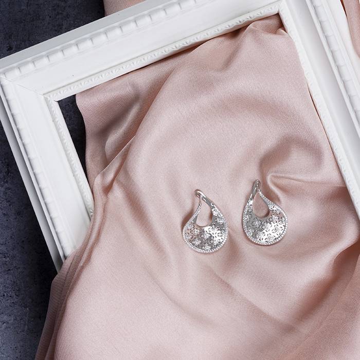 Graceful Textured Silver Earrings